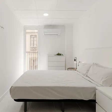 Lc Centro Plaza La Paz 카스텔론델라플라나